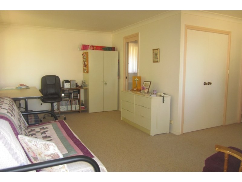 6 Robin Place, Mollymook NSW 2539