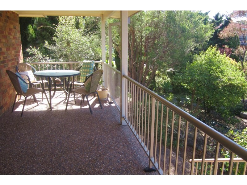 6 Robin Place, Mollymook NSW 2539