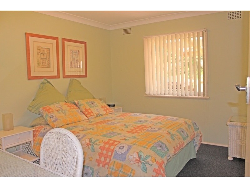 11 Donlan Road Road, Mollymook Beach NSW 2539
