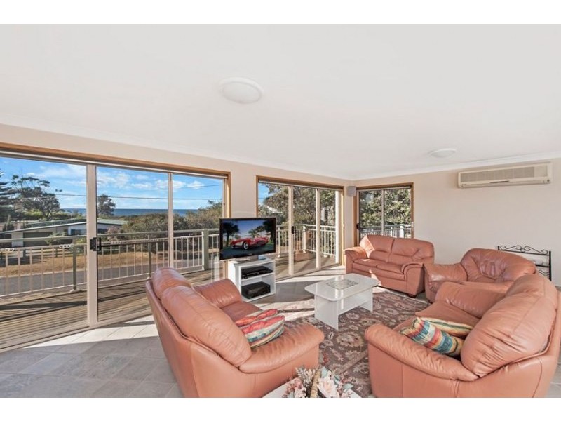 13 Malibu Drive, Bawley Point NSW 2539