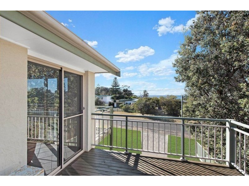 13 Malibu Drive, Bawley Point NSW 2539