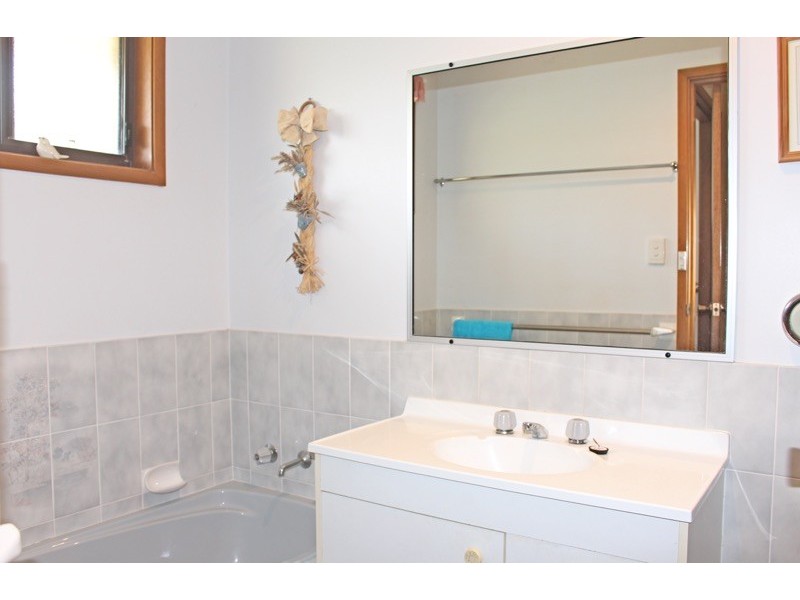 6 Chaucer Place, Ulladulla NSW 2539