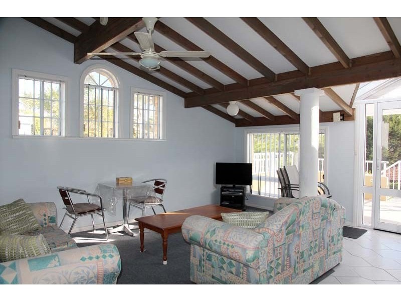 197 Mitchell Parade, Mollymook Beach NSW 2539