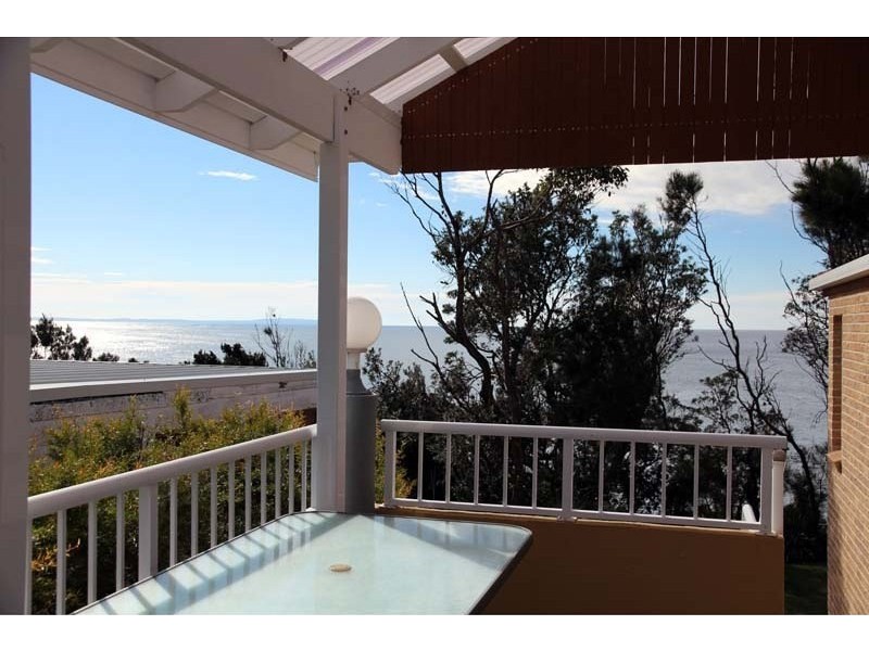 197 Mitchell Parade, Mollymook Beach NSW 2539