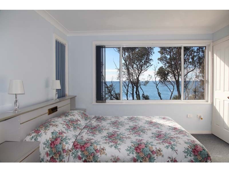 197 Mitchell Parade, Mollymook Beach NSW 2539