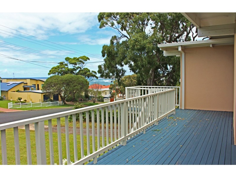 57 Donlan Road, Mollymook Beach NSW 2539
