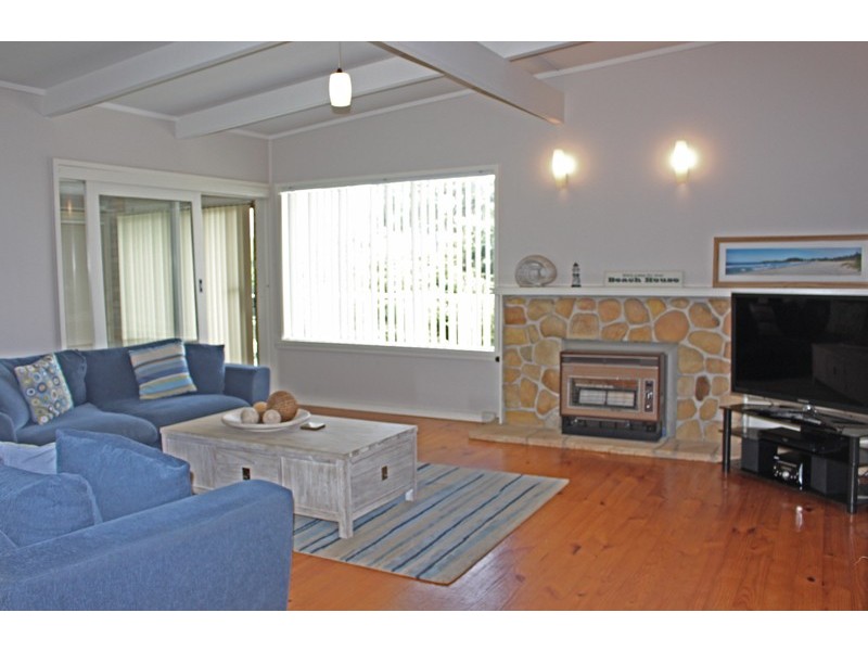 57 Donlan Road, Mollymook Beach NSW 2539