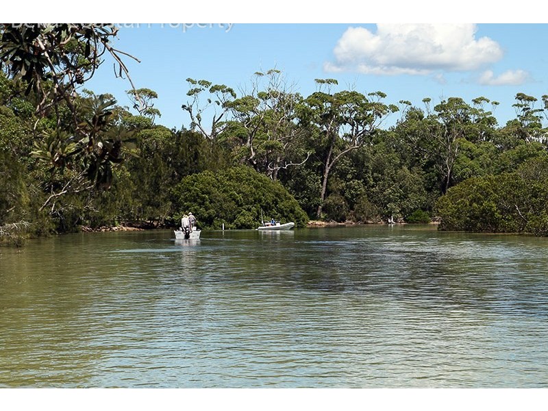 77 Matron Porter Drive, Narrawallee NSW 2539