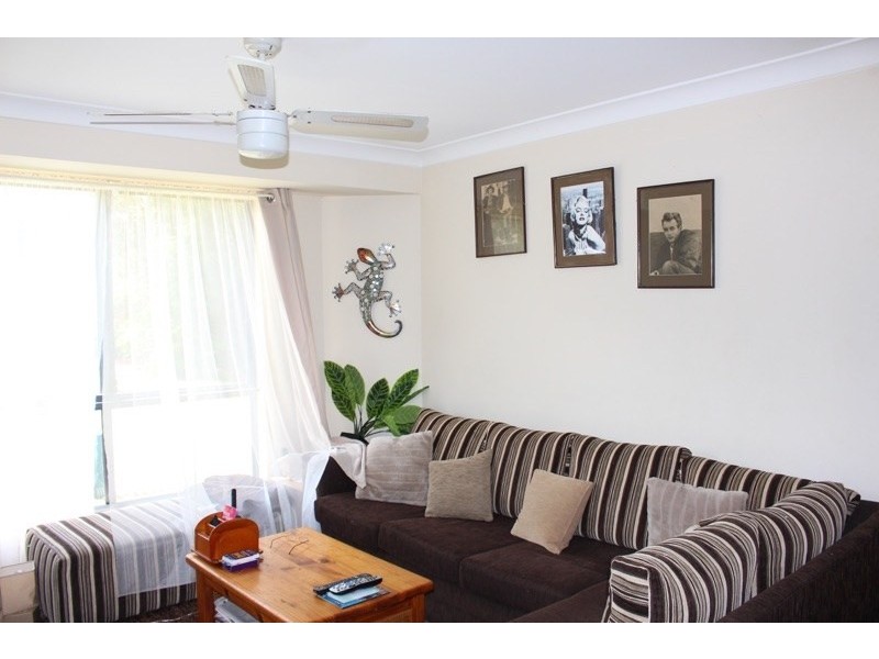 2 Alma Avenue, Fishermans Paradise NSW 2539