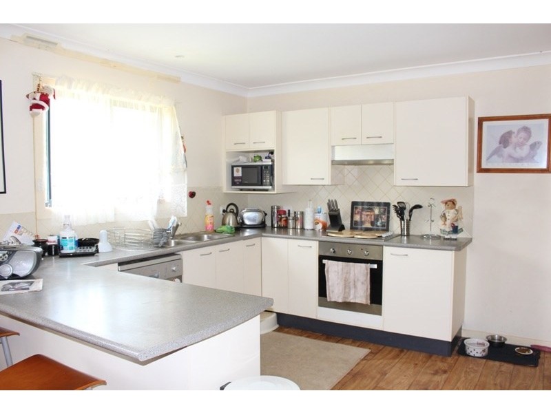 2 Alma Avenue, Fishermans Paradise NSW 2539