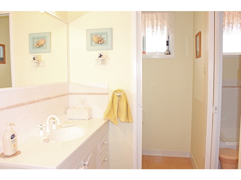 22 Bannister Head Road, Mollymook NSW 2539