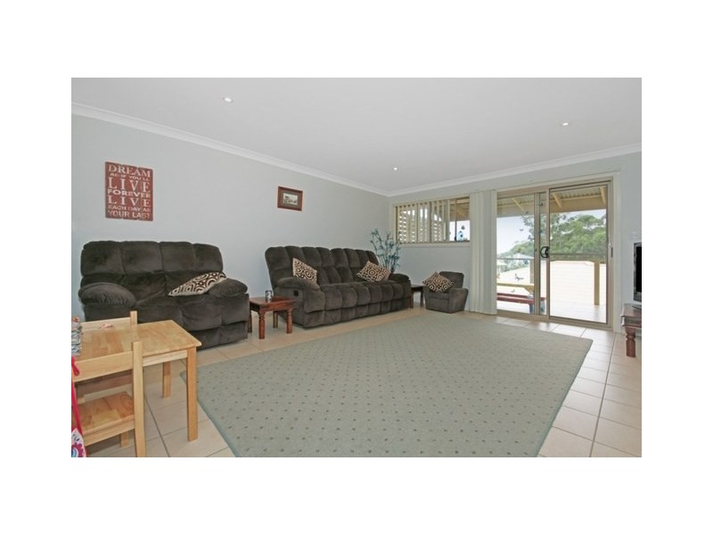 8/63 Leo Drive, Narrawallee NSW 2539