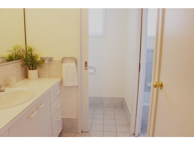 30 Jones Avenue, Mollymook NSW 2539