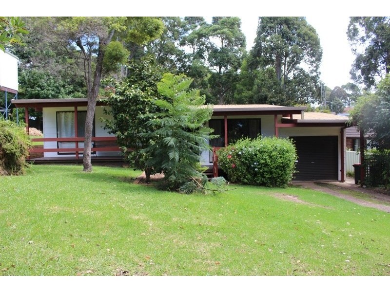 13 Bombora Crescent, Mollymook NSW 2539