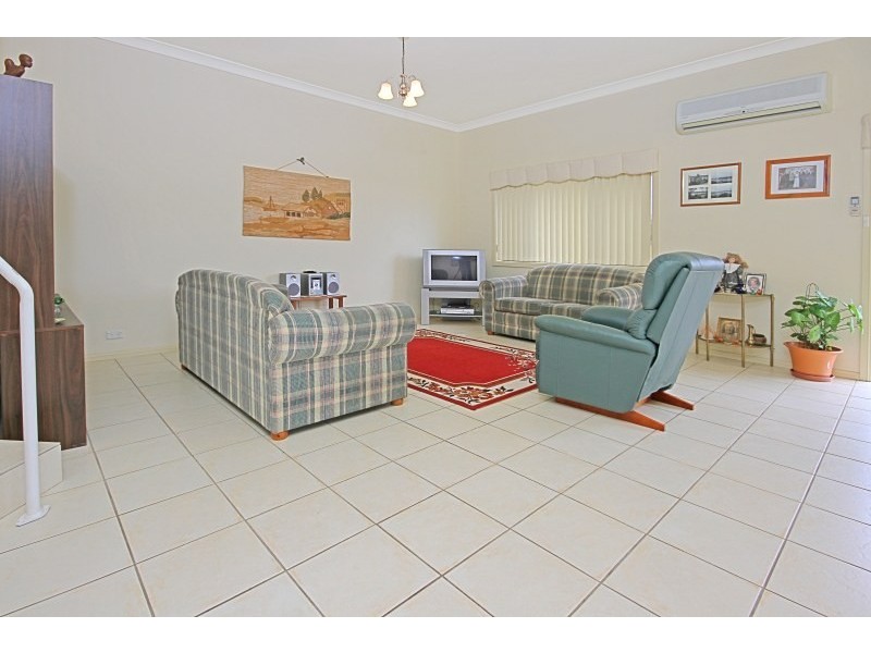 11 Clifford Close, Mollymook NSW 2539