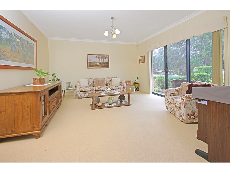 11 Clifford Close, Mollymook NSW 2539
