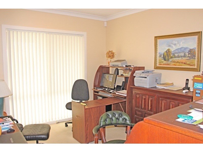 13 Seascape Close, Narrawallee NSW 2539