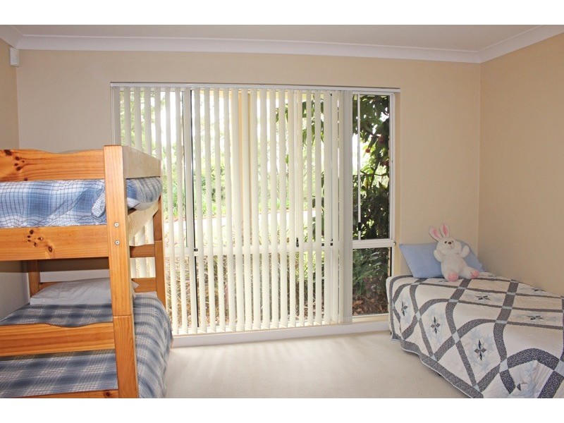 13 Seascape Close, Narrawallee NSW 2539