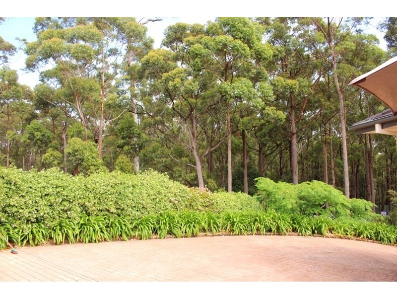 13 Seascape Close, Narrawallee NSW 2539