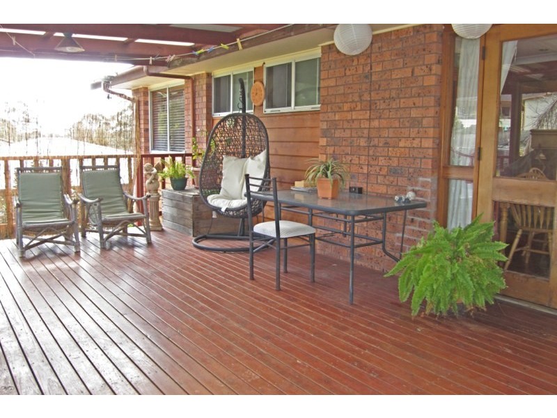 6 Aquarius Avenue, Narrawallee NSW 2539