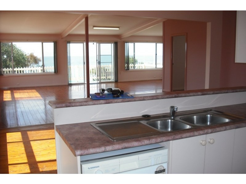 30 Donlan Road, Mollymook Beach NSW 2539