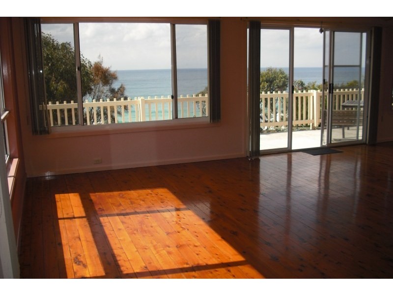 30 Donlan Road, Mollymook Beach NSW 2539
