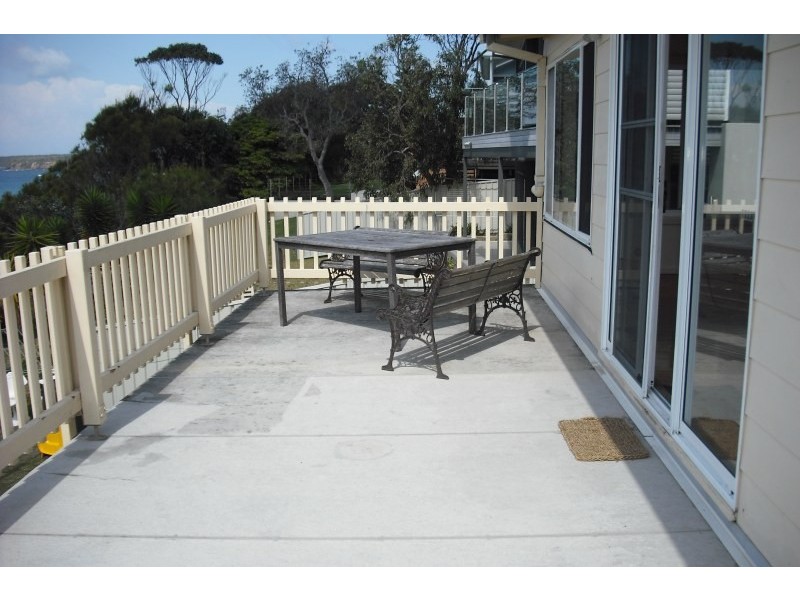 30 Donlan Road, Mollymook Beach NSW 2539