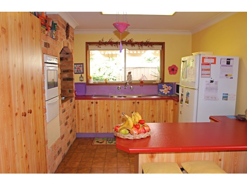 11 Venus Avenue, Lake Tabourie NSW 2539