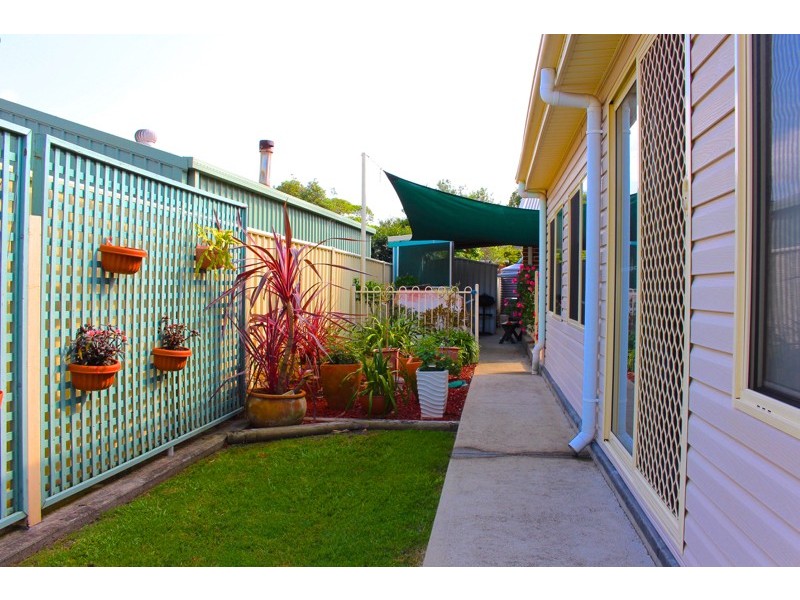9 Lakewood Grove, Burrill Lake NSW 2539