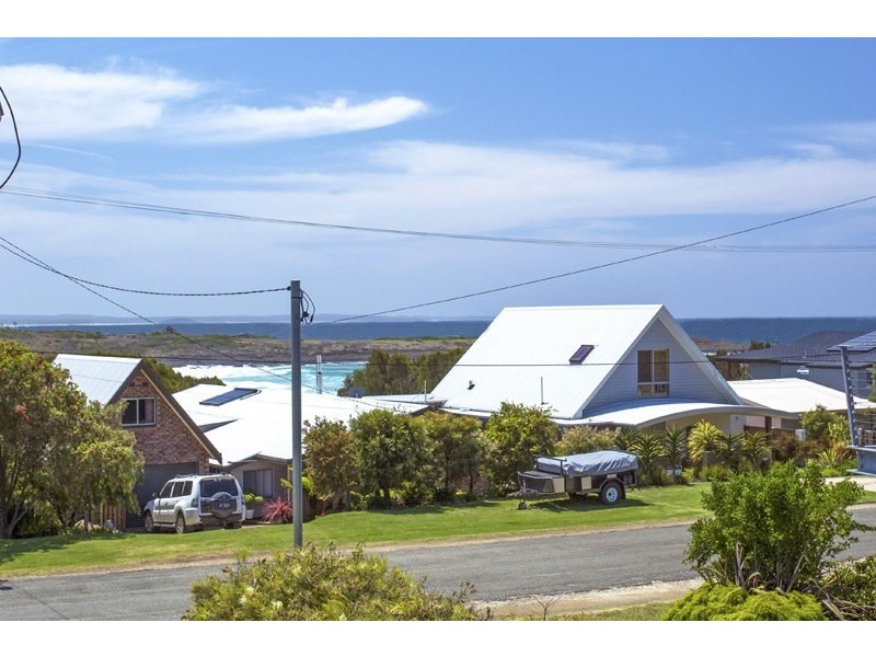 22 Harrington Crescent, Bawley Point NSW 2539