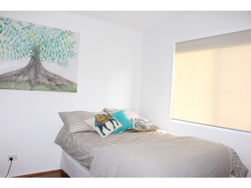 8 The Court, Mollymook NSW 2539