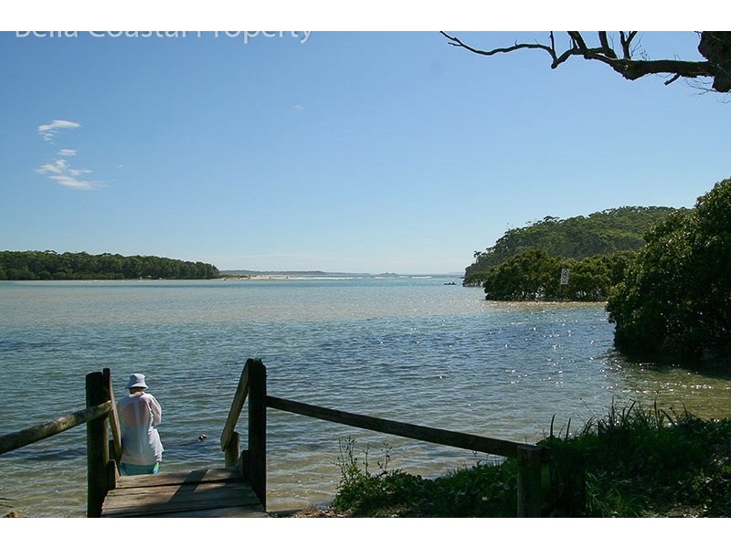 8 The Court, Mollymook NSW 2539