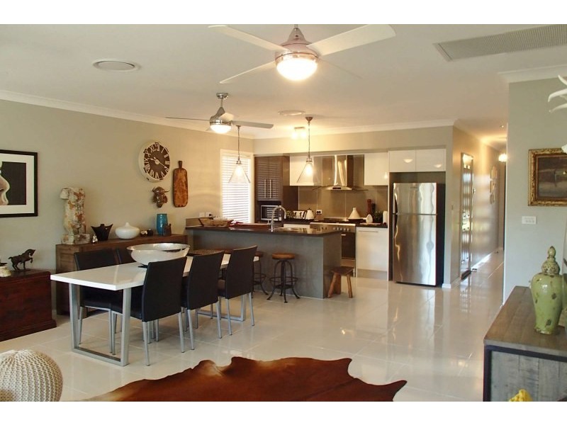 53 McDonald Parade, Burrill Lake NSW 2539