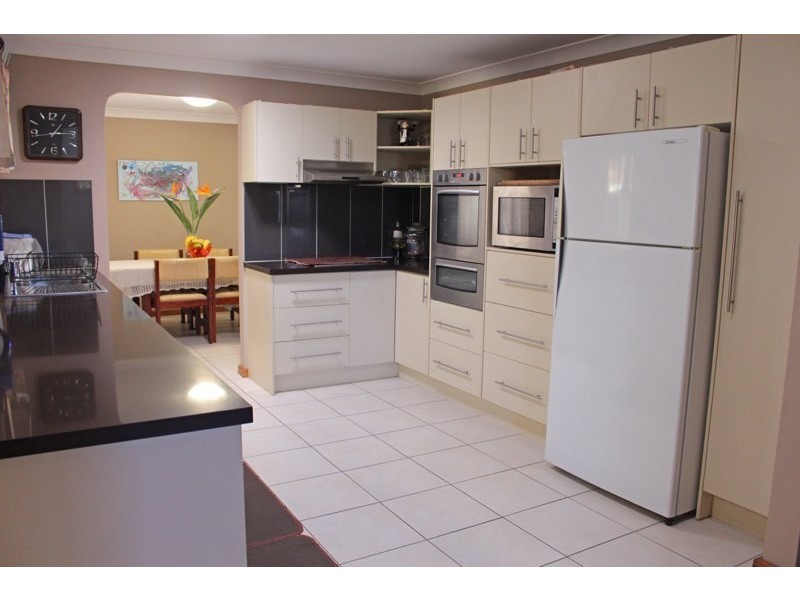 12 Leigh Crescent, Ulladulla NSW 2539