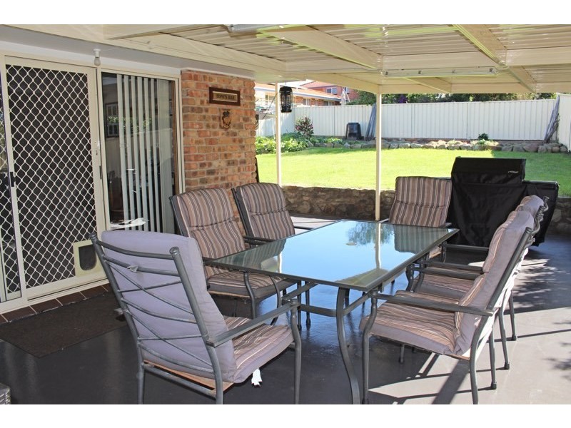 12 Leigh Crescent, Ulladulla NSW 2539