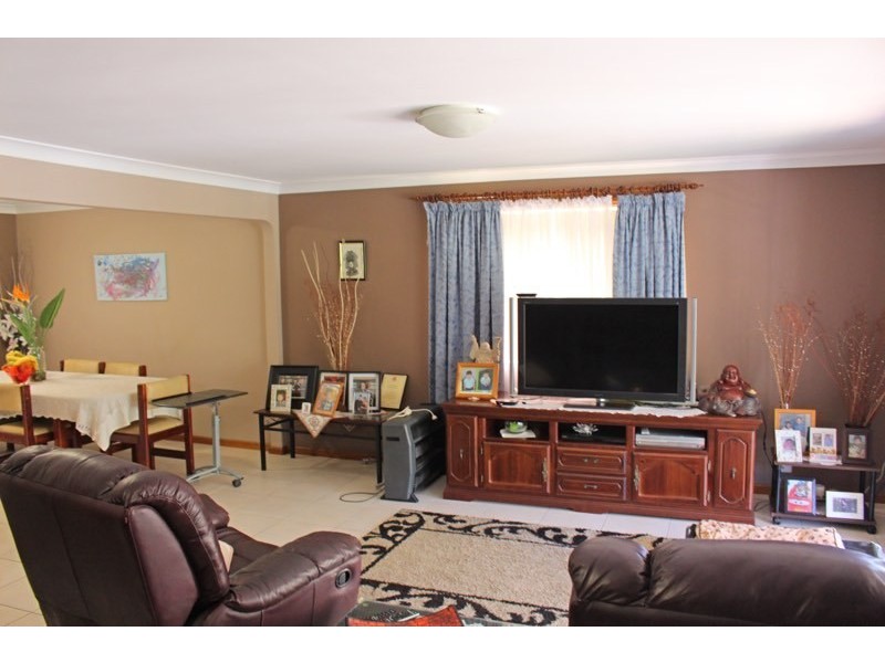 12 Leigh Crescent, Ulladulla NSW 2539