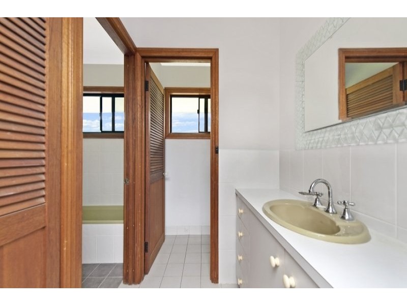 22 Windemere Drive, Conjola Park NSW 2539