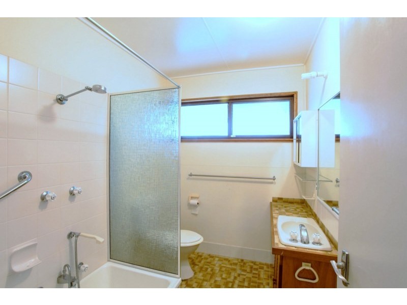 36 Jones Avenue, Mollymook NSW 2539