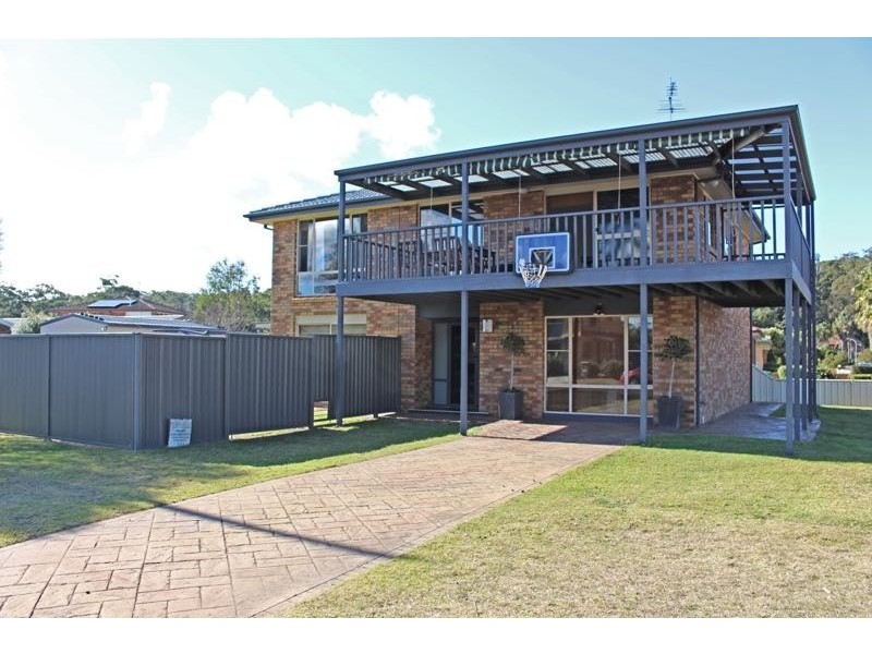 36 Maloneys Drive, Maloneys Beach NSW 2536