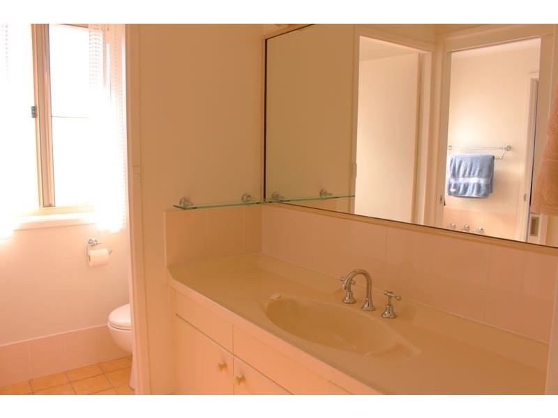 36 Maloneys Drive, Maloneys Beach NSW 2536