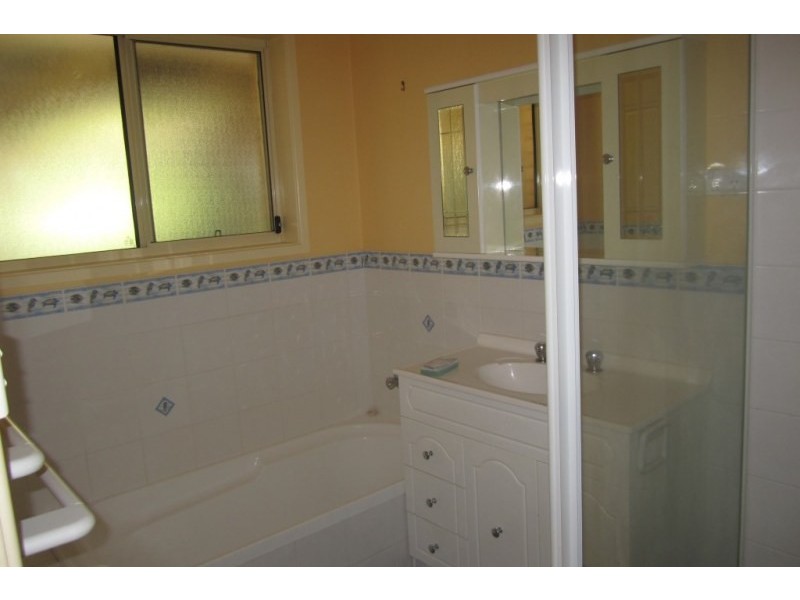 14 Leigh Crescent, Ulladulla NSW 2539