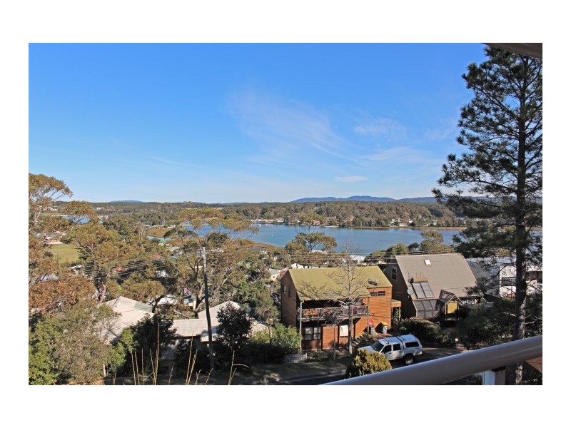 27 Canberra Crescent, Burrill Lake NSW 2539