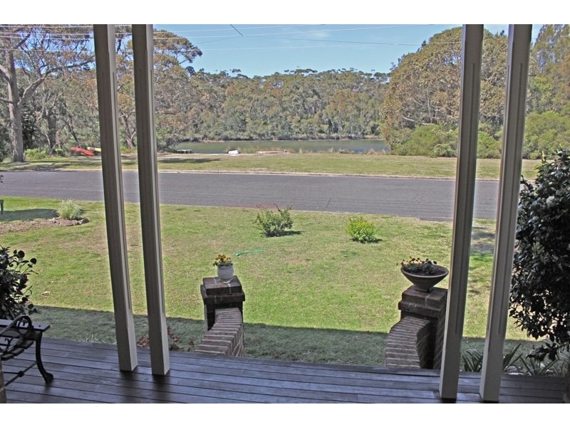 17 Portland Way, Lake Tabourie NSW 2539