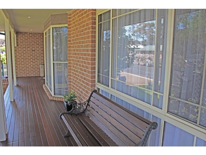 17 Portland Way, Lake Tabourie NSW 2539