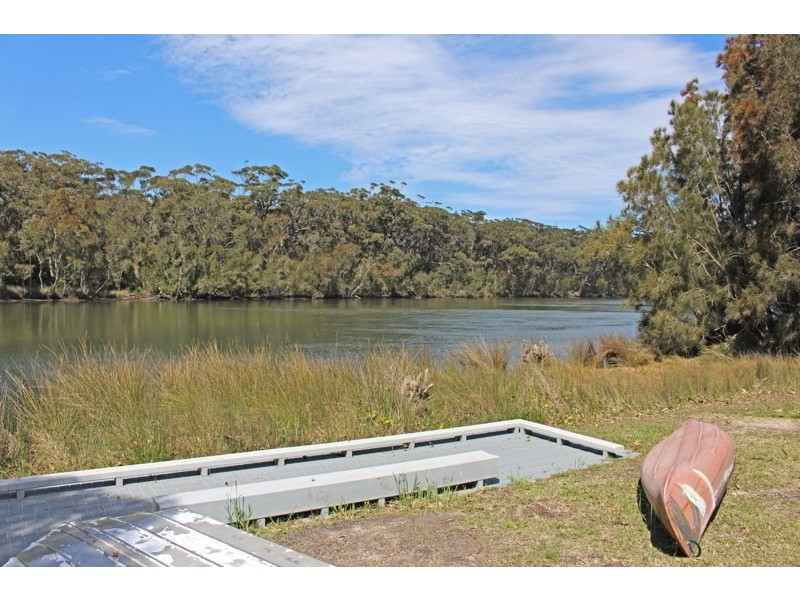 17 Portland Way, Lake Tabourie NSW 2539