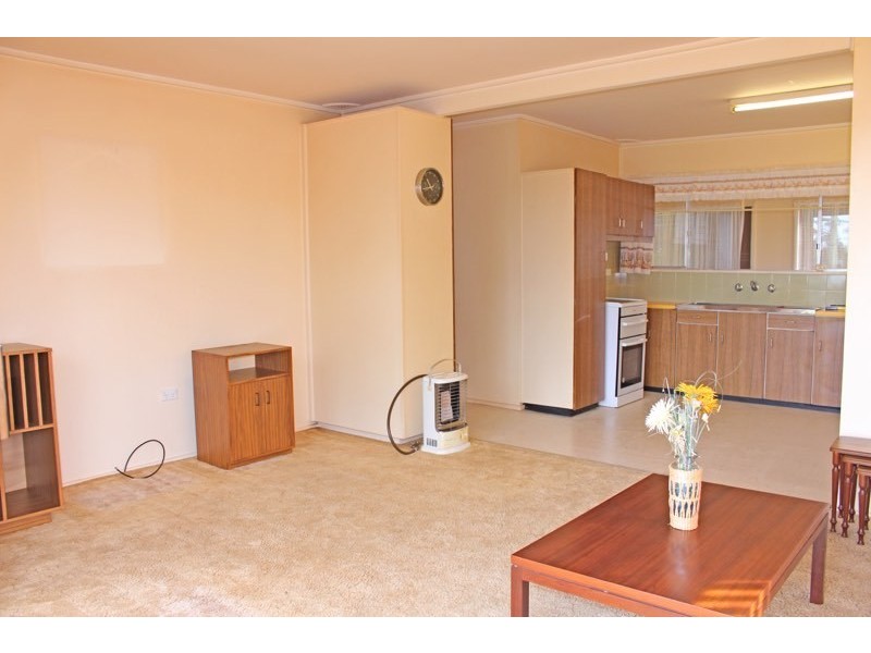 11 Carroll Avenue, Mollymook Beach NSW 2539