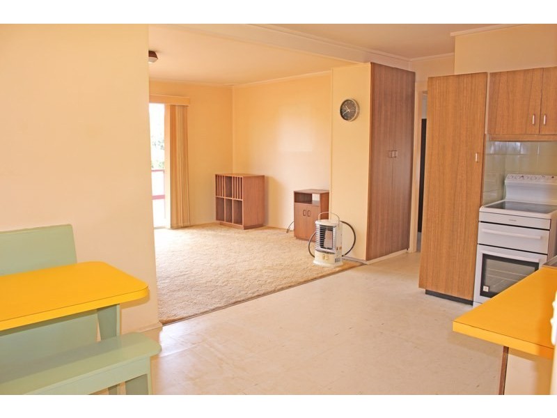 11 Carroll Avenue, Mollymook Beach NSW 2539