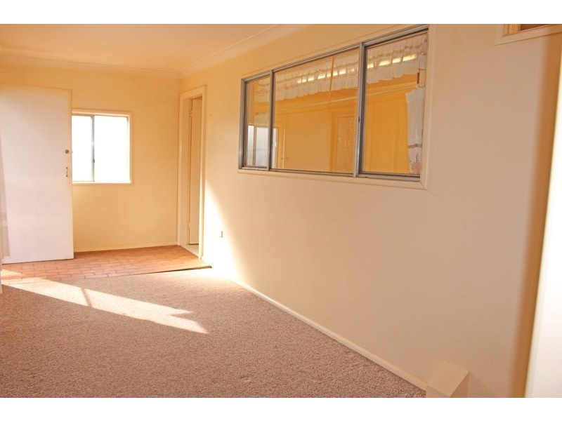 11 Carroll Avenue, Mollymook Beach NSW 2539