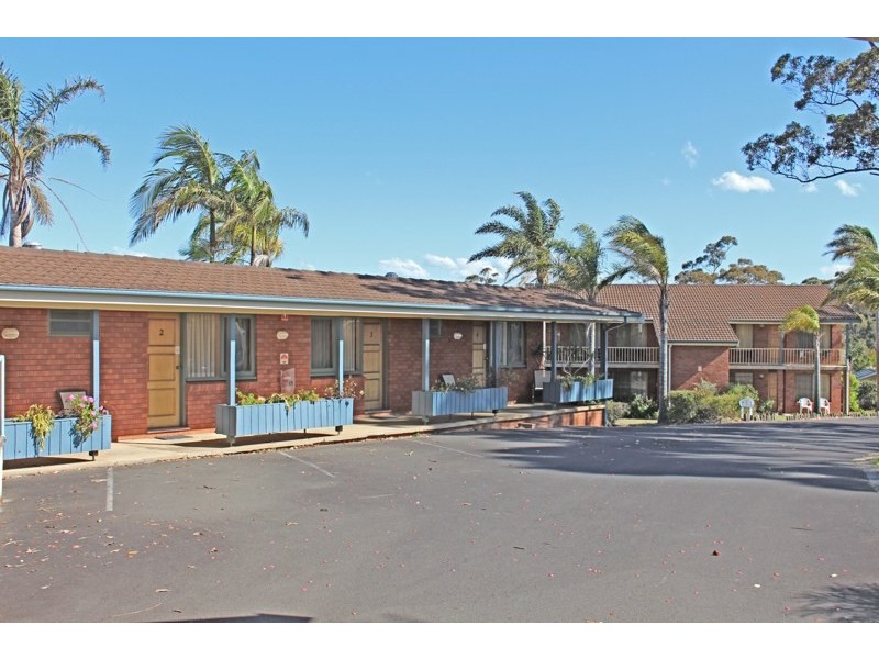 5 & 11 Weymouth Road, Lake Tabourie NSW 2539