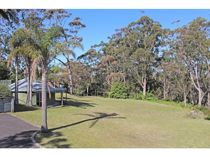 5 & 11 Weymouth Road, Lake Tabourie NSW 2539